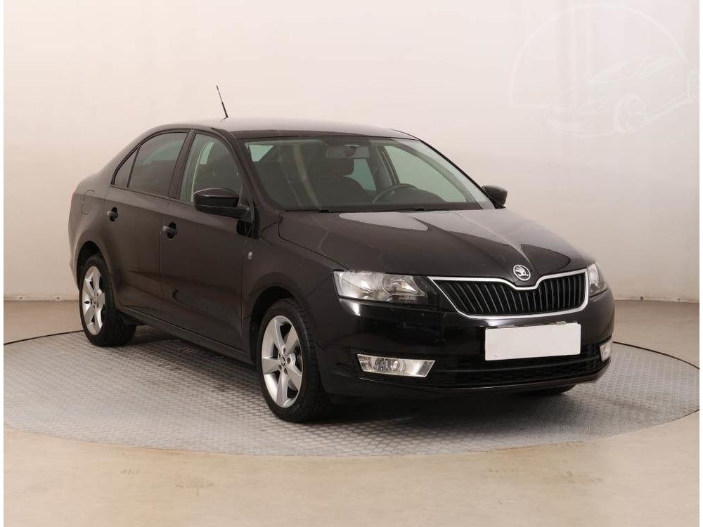 Škoda Rapid 1.2 TSI, ČR,1.maj, Serv.kniha