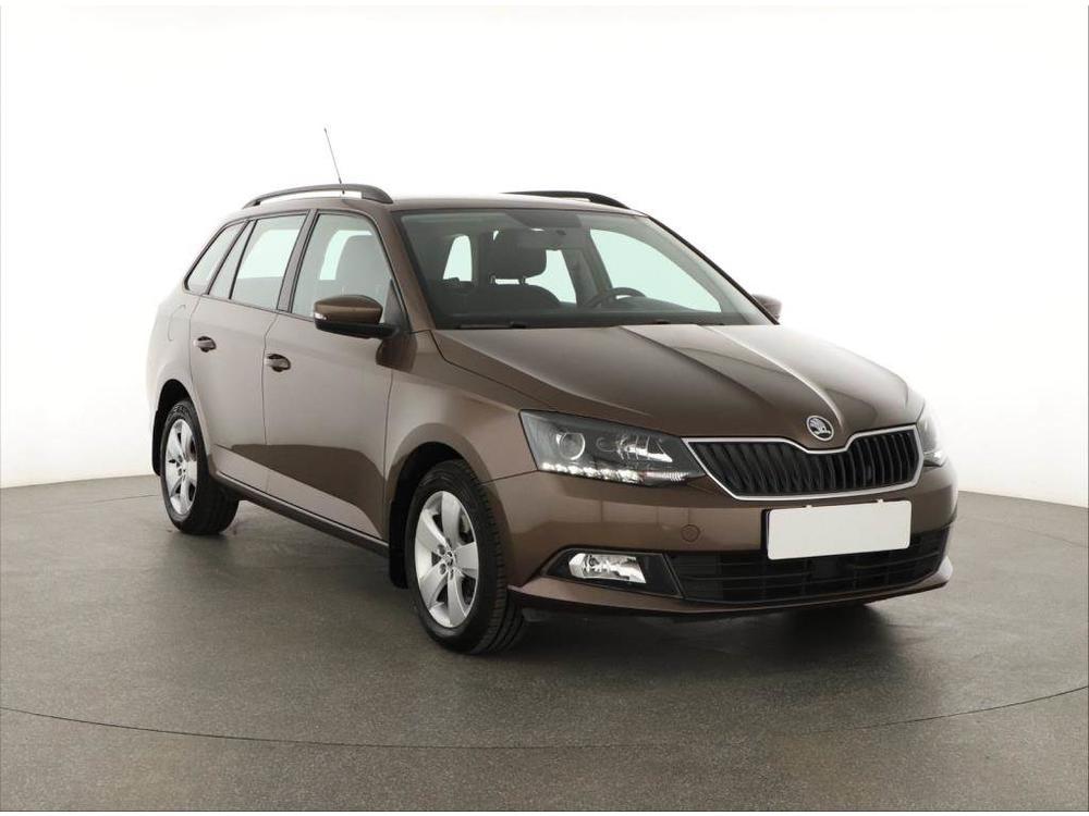 Škoda Fabia 1.0 TSI, Serv.kniha, Klima