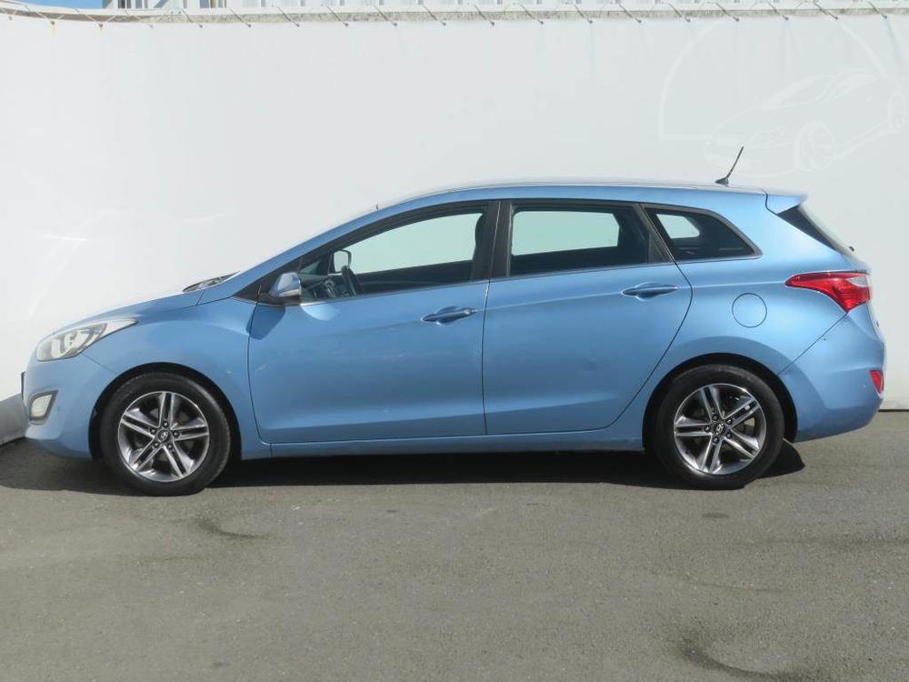 Hyundai i30 1.6 GDI, Automatick klima