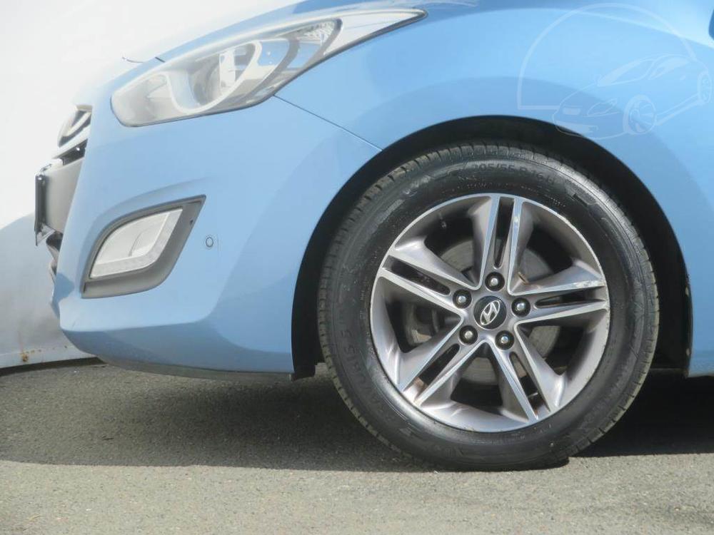 Hyundai i30 1.6 GDI, Automatick klima