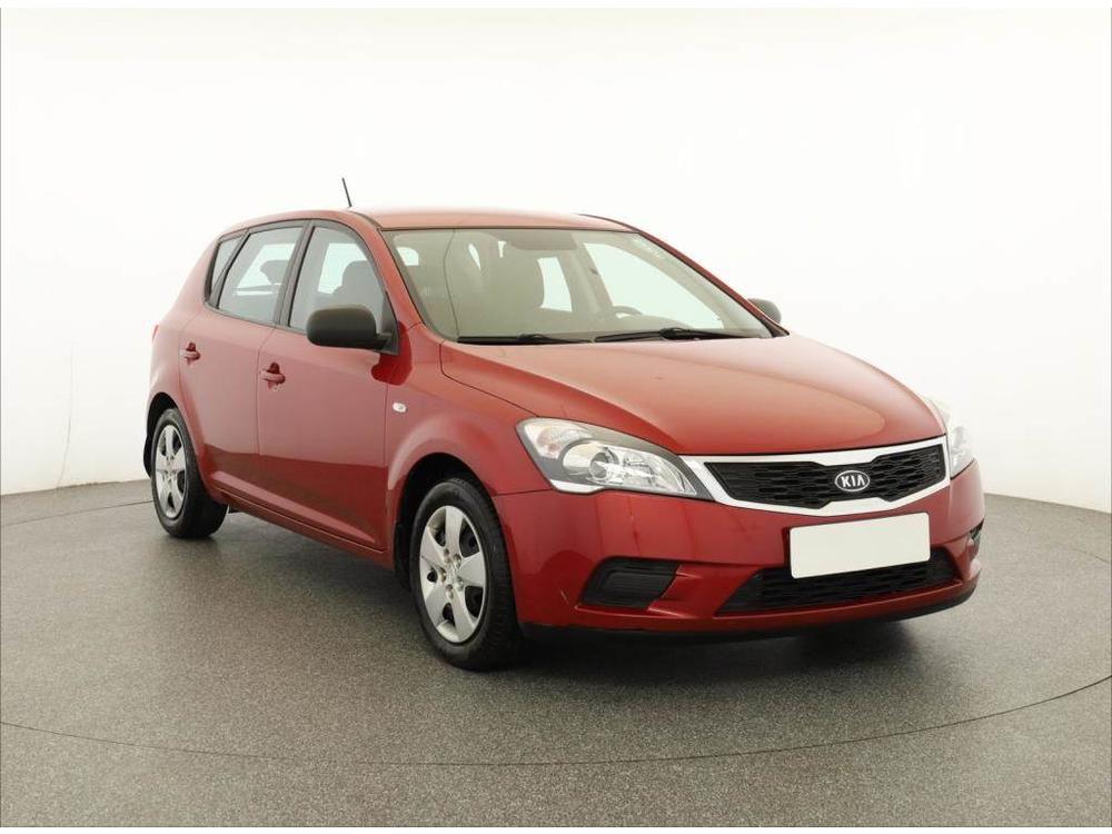 Kia Cee´d 1.4 CVVT, ČR,1.maj, Serv.kniha