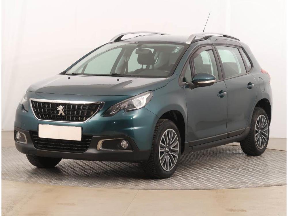 Peugeot 2008 1.2 PureTech, NOV CENA, R