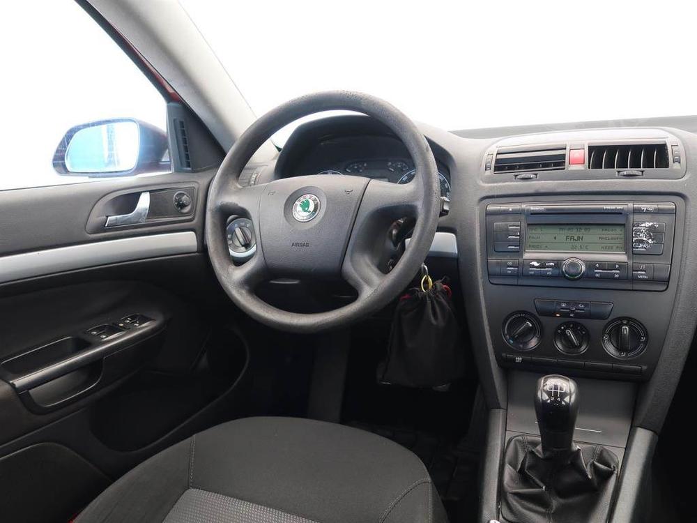 koda Octavia 1.9 TDI, Serv.kniha, po STK