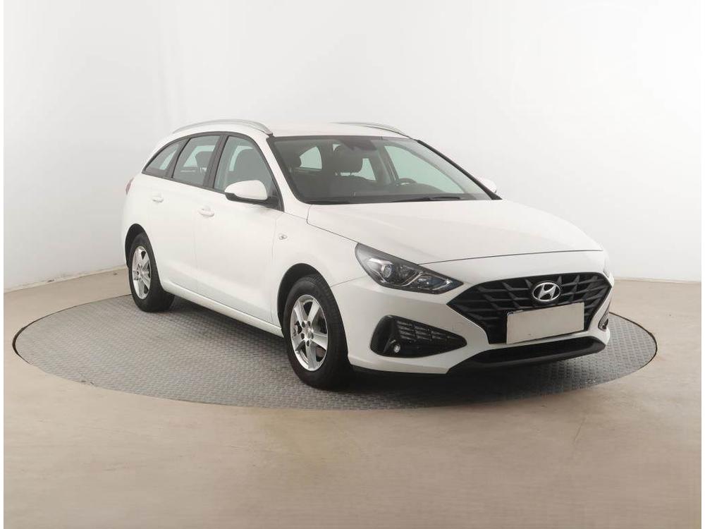 Hyundai i30 1.5 DPI, ČR,1.maj, Serv.kniha