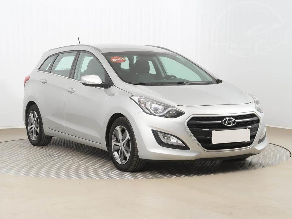 Hyundai i30 1.6 CRDi, ČR,1.maj