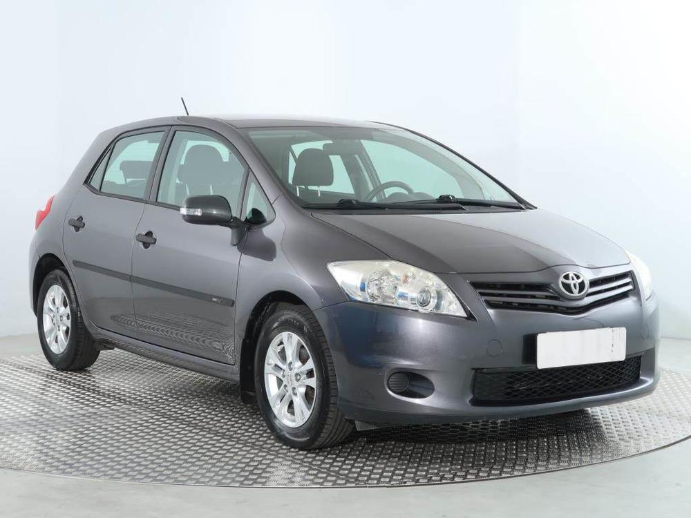 Prodm Toyota Auris 1.3 Dual VVT-i, R,2.maj