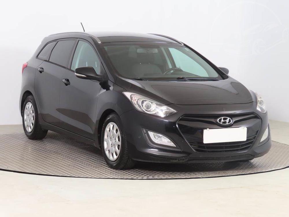 Hyundai i30 1.6 CRDi, Automatická klima