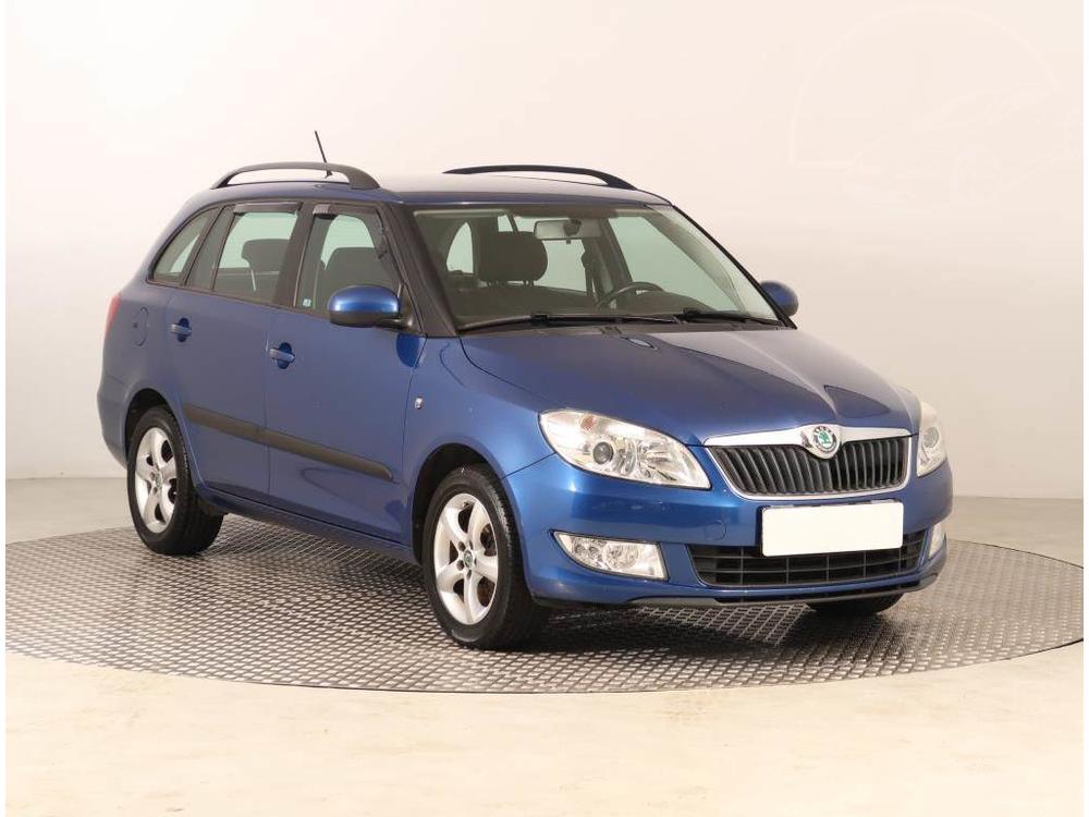 Škoda Fabia 1.2 TSI, ČR,2.maj, Serv.kniha