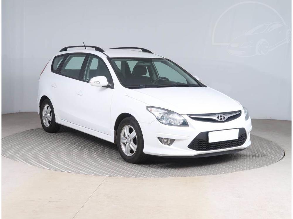 Hyundai i30 1.6 CRDi, Serv.kniha, Klima