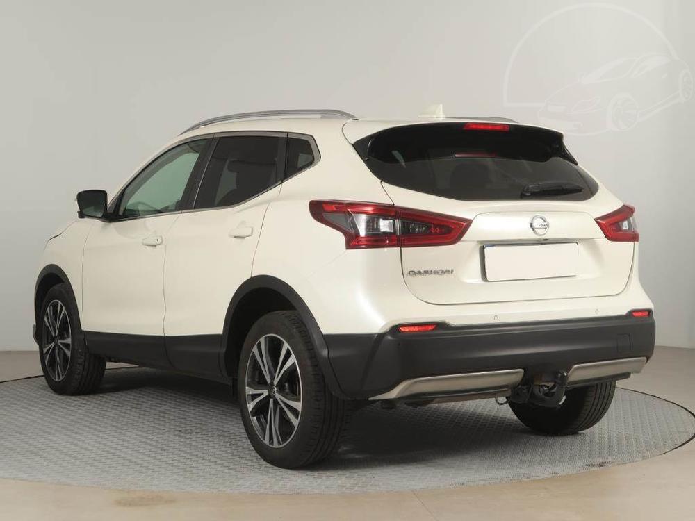 Nissan Qashqai 1.3 DIG-T, N-Connecta, Automat