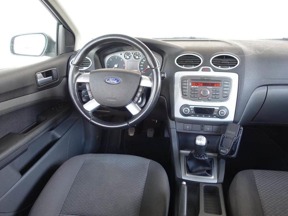 Ford Focus 1.6 TDCi, Serv.kniha, po STK