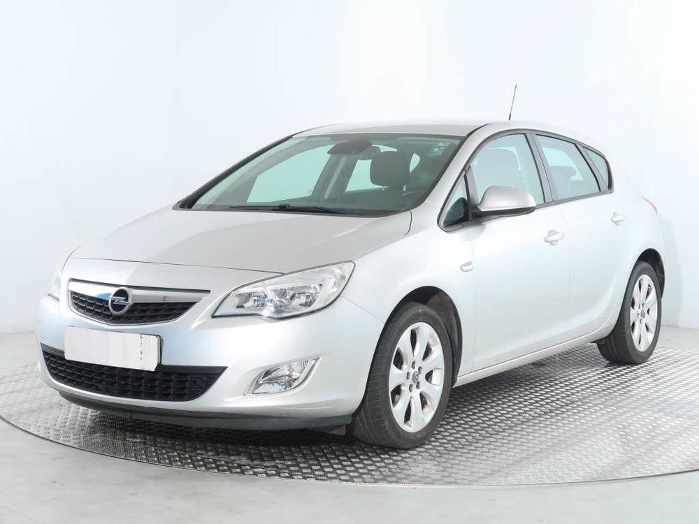 Opel Astra 1.4 16V, Enjoy, R,2.maj