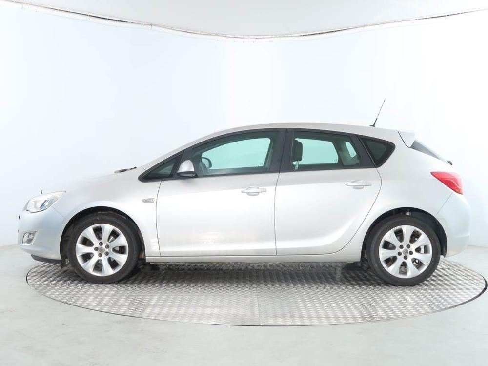 Opel Astra 1.4 16V, Enjoy, R,2.maj