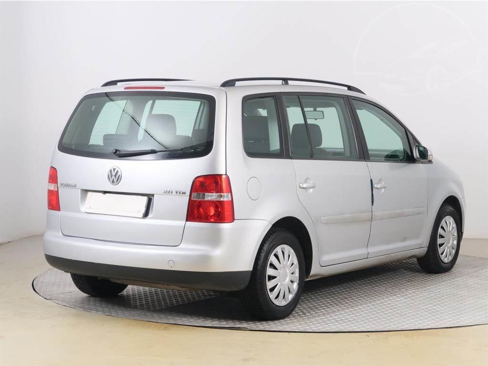 Volkswagen Touran 2.0 TDI, NOV CENA, 7mst