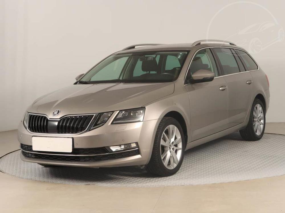 koda Octavia 1.6 TDI, NOV CENA, Automat