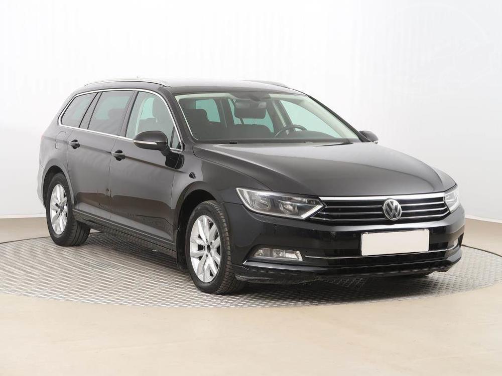 Prodm Volkswagen Passat 2.0 TDI, Automat, Navi