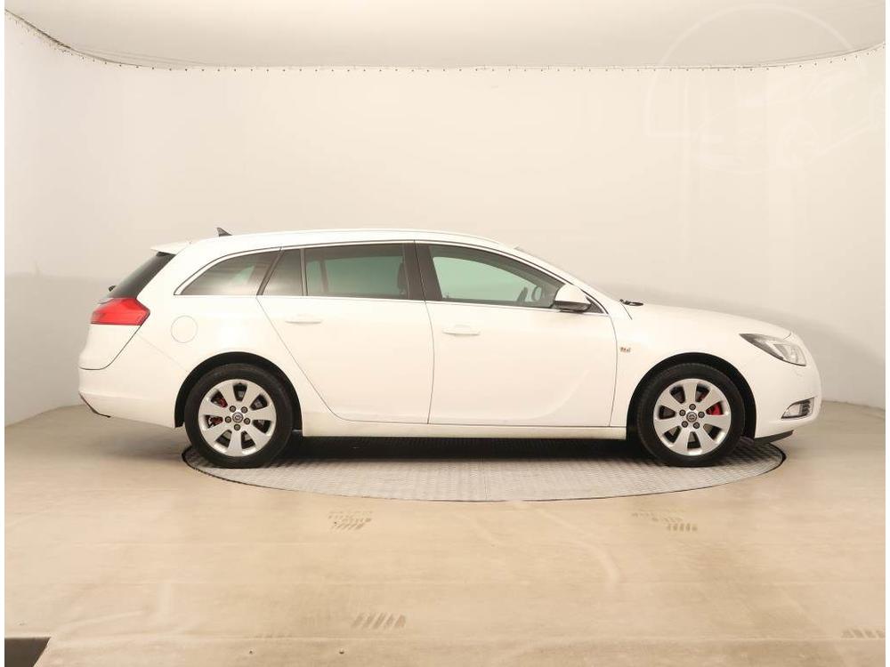 Opel Insignia 2.0 CDTI, Serv.kniha, Navi