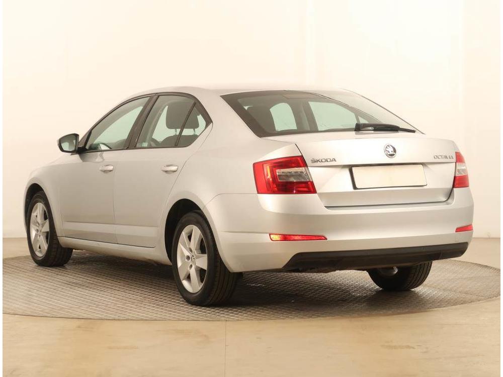 koda Octavia 1.6 TDI, R,2.maj, Serv.kniha