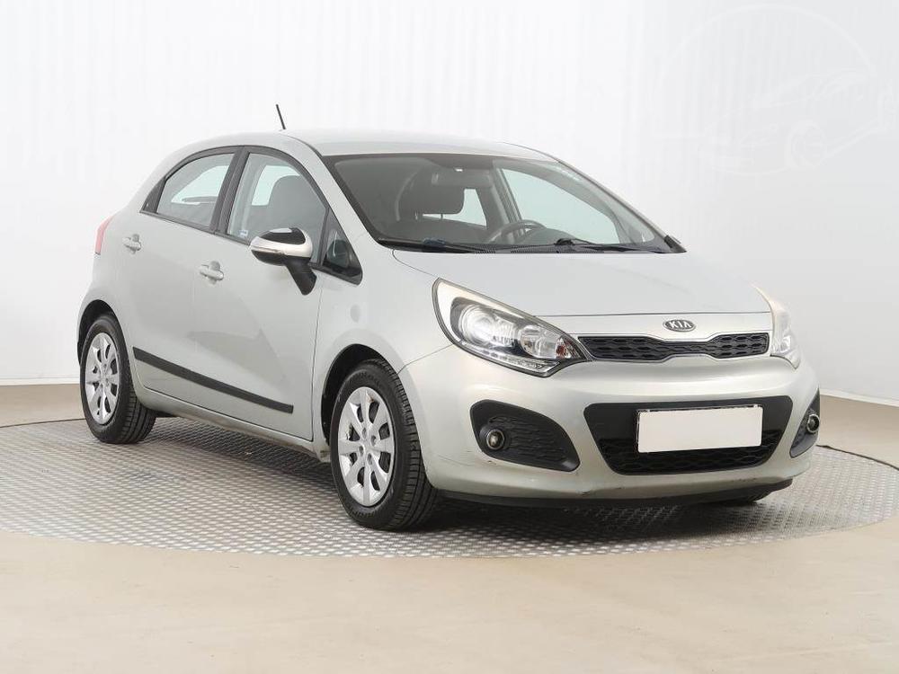 Kia Rio 1.4 CVVT, Automatická klima