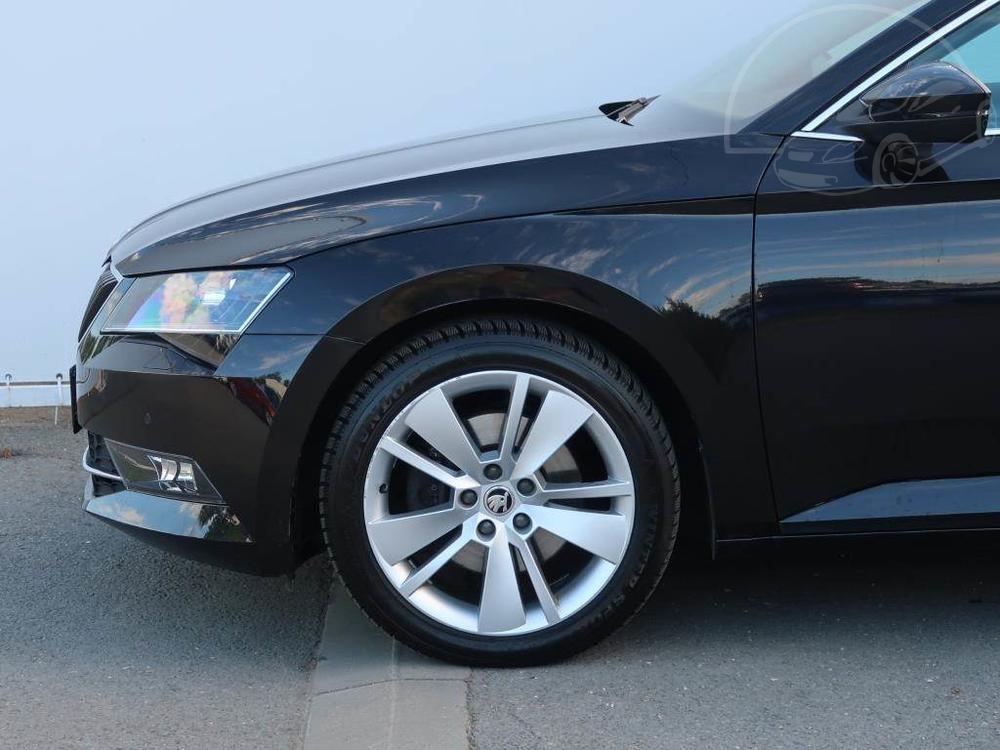 koda Superb 2.0 TDI, Style Plus, NOV CENA