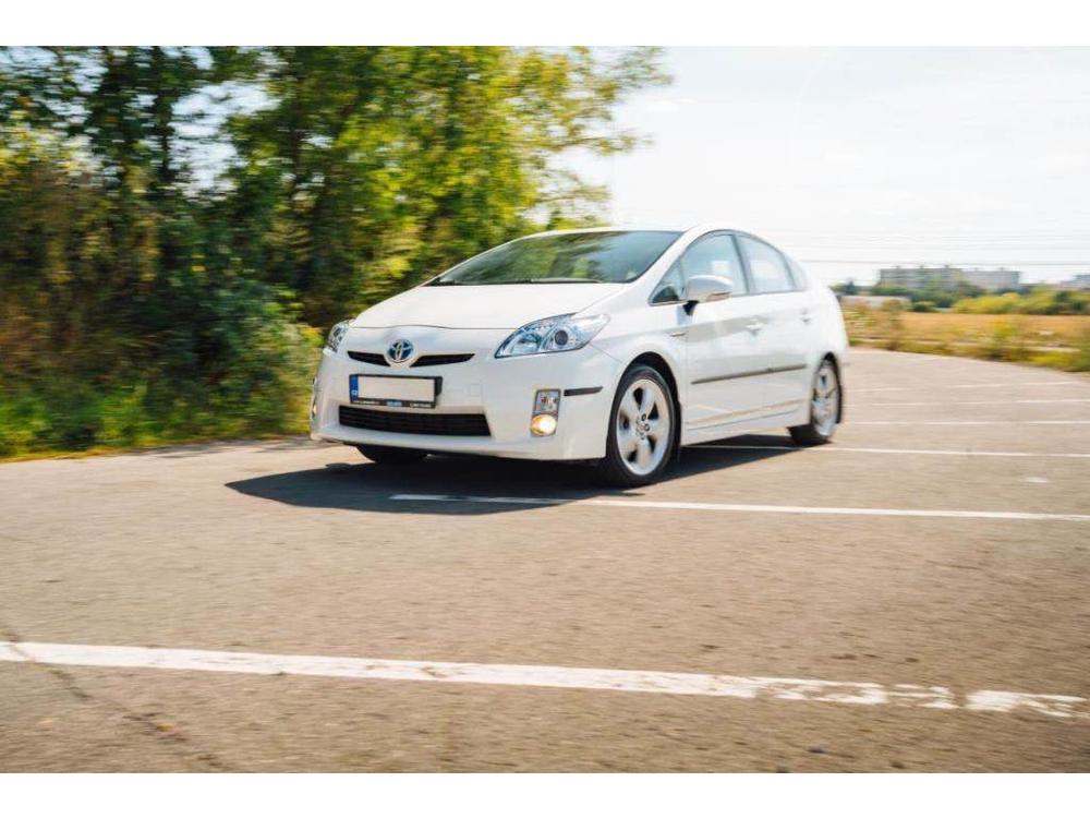 Toyota Prius 1.8 VVT-i HSD, NOV CENA