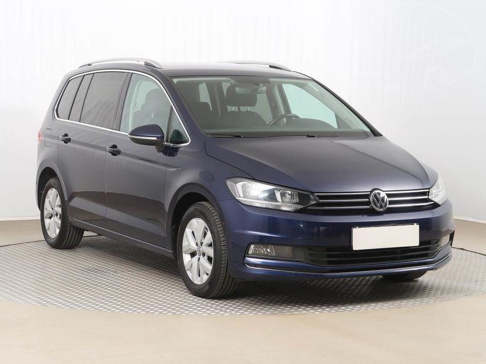 Prodm Volkswagen Touran 1.5 TSI, Highline, R,1.maj