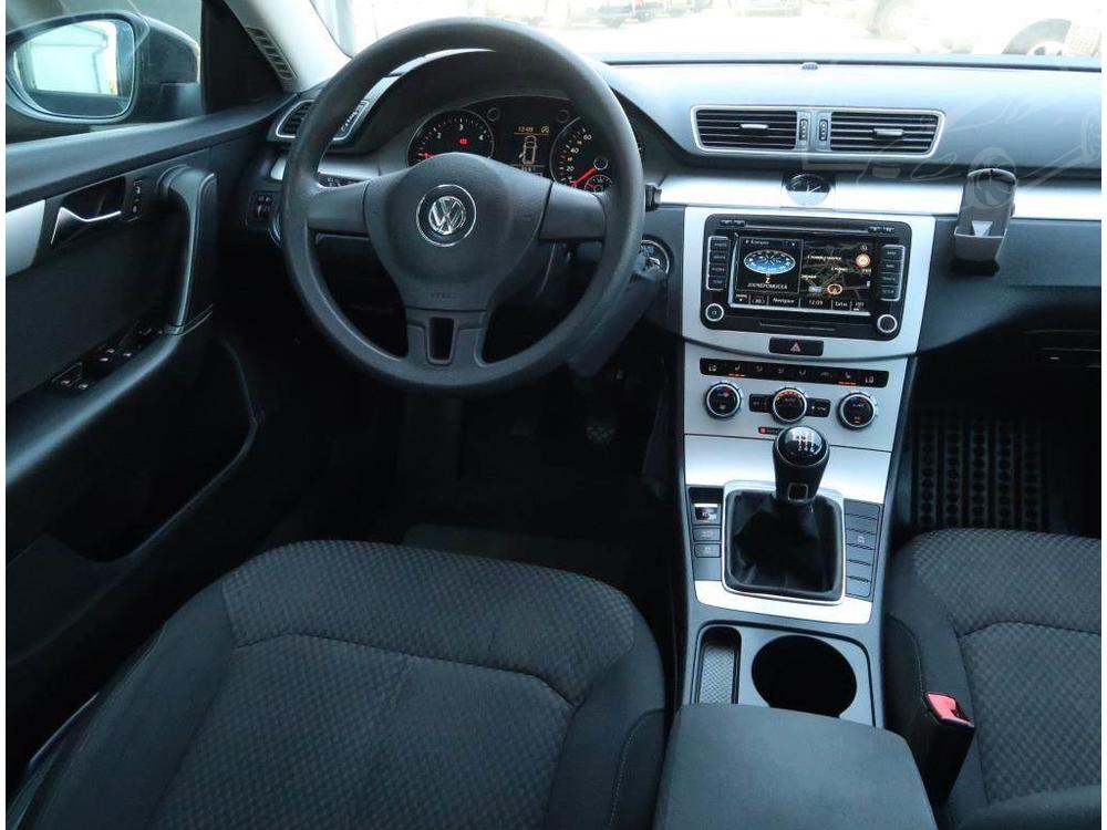 Volkswagen Passat 2.0 TDI, NOV CENA, Serv.kniha