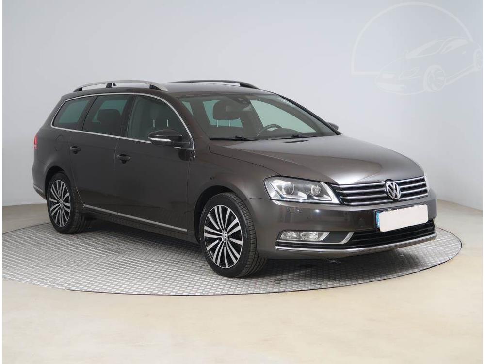 Volkswagen Passat 2.0 TDI, NOV CENA, 4X4