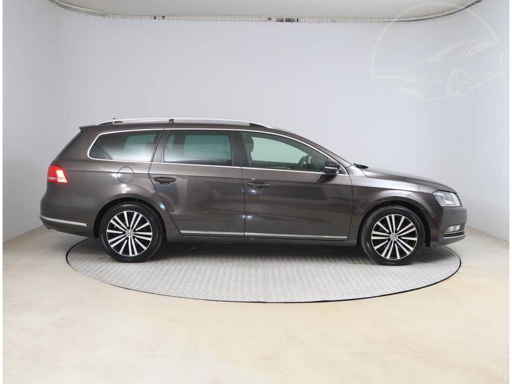 Volkswagen Passat 2.0 TDI, NOV CENA, 4X4