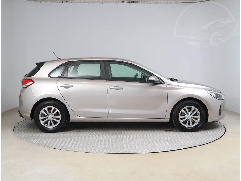 Hyundai i30 1.0 T-GDI, Serv.kniha, Klima