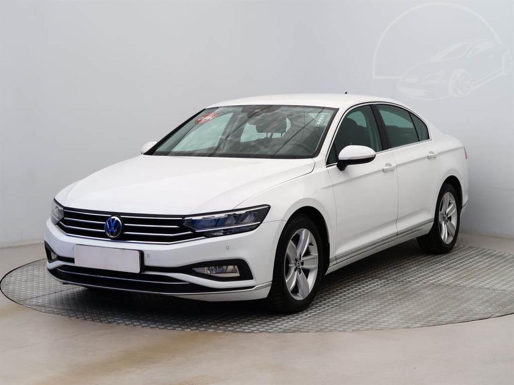 Prodm Volkswagen Passat 1.5 TSI, NOV CENA, Automat