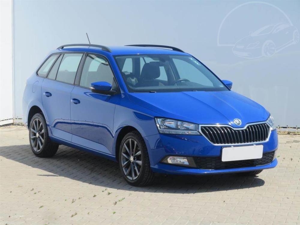 koda Fabia 1.0 TSI, Style, Serv.kniha