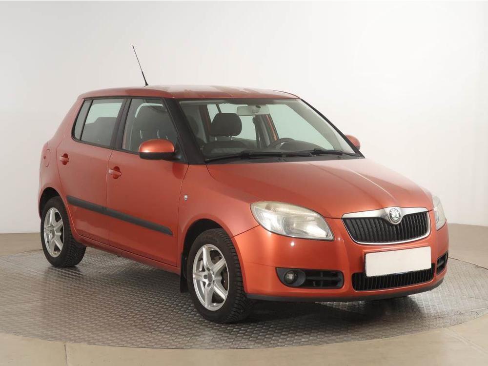 Prodm koda Fabia 1.2 12V, Serv.kniha, po STK