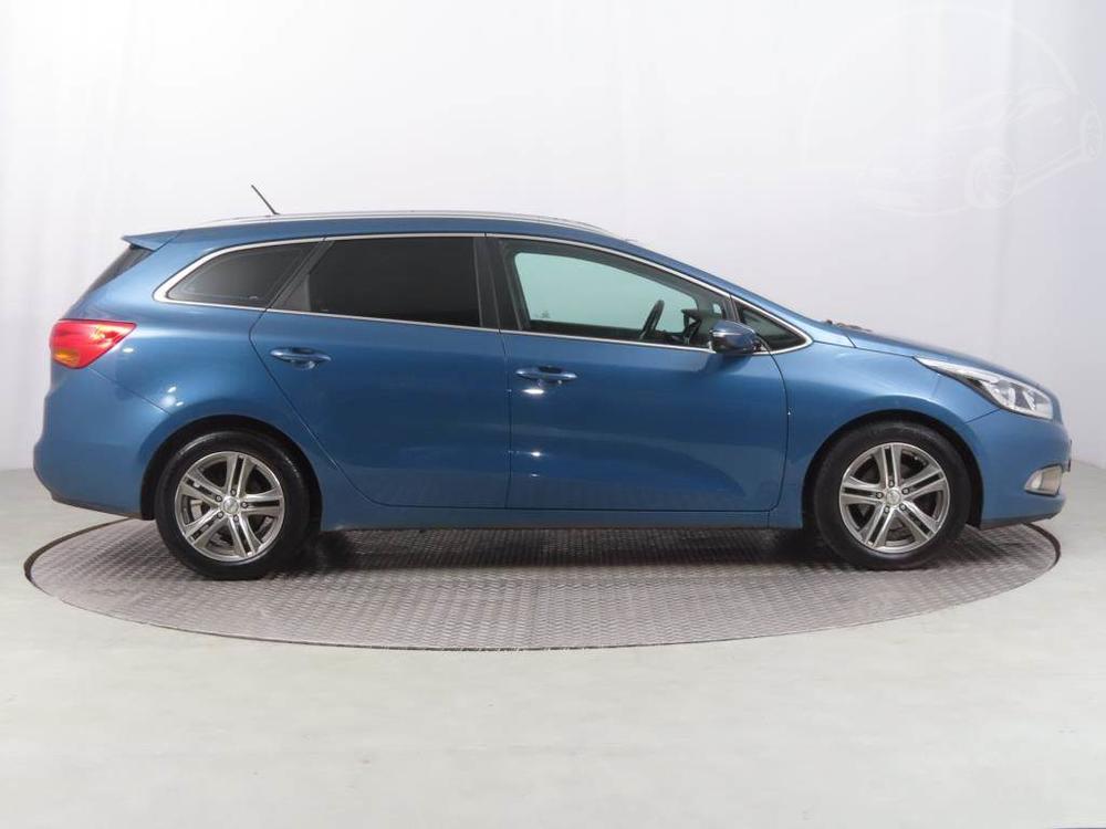 Kia Ceed 1.6 CRDi, Serv.kniha, Klima