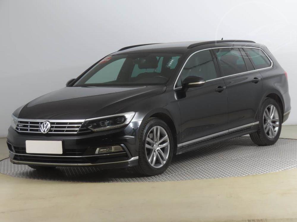 Volkswagen Passat 1.6 TDI, R-Line, Automat