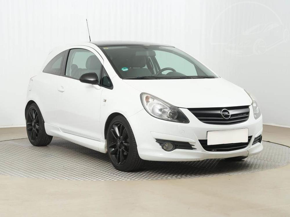 Prodm Opel Corsa 1.2, Koen sedaky, Klima