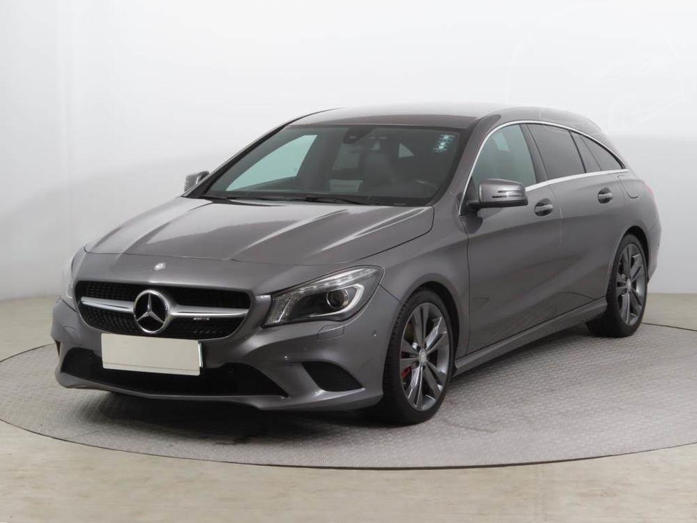 Mercedes-Benz CLA 200, Automat, Ke, Navi