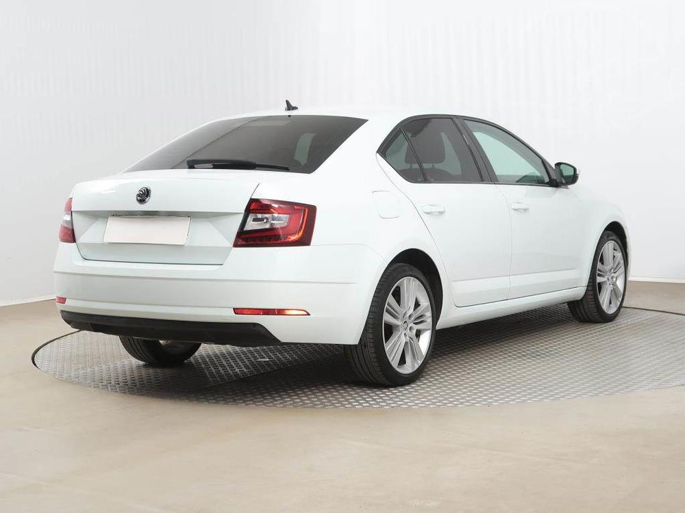 koda Octavia 1.6 TDI, Navi