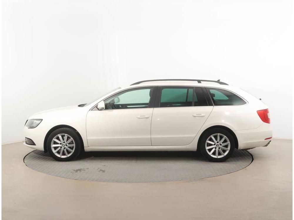 koda Superb 2.0 TDI, Serv.kniha, Navi