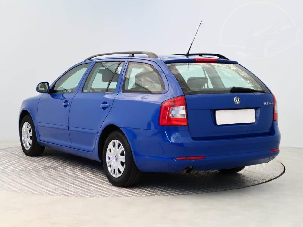 koda Octavia 1.6 TDI, R,2.maj, Serv.kniha