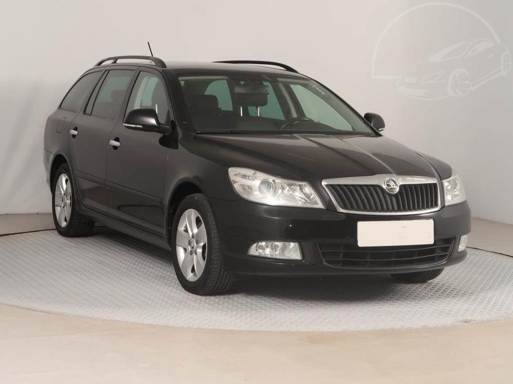 Škoda Octavia 1.6 TDI, Ambition, Serv.kniha