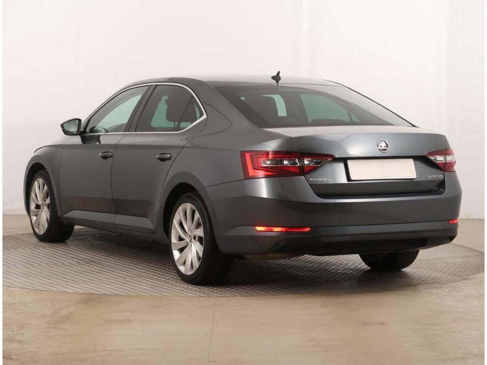 koda Superb 2.0 TDI, NOV CENA, Automat