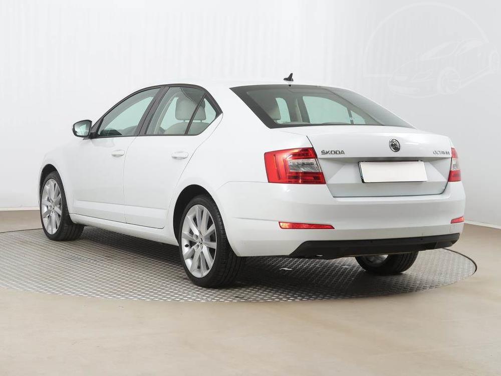 koda Octavia 1.6 TDI, Elegance, Automat