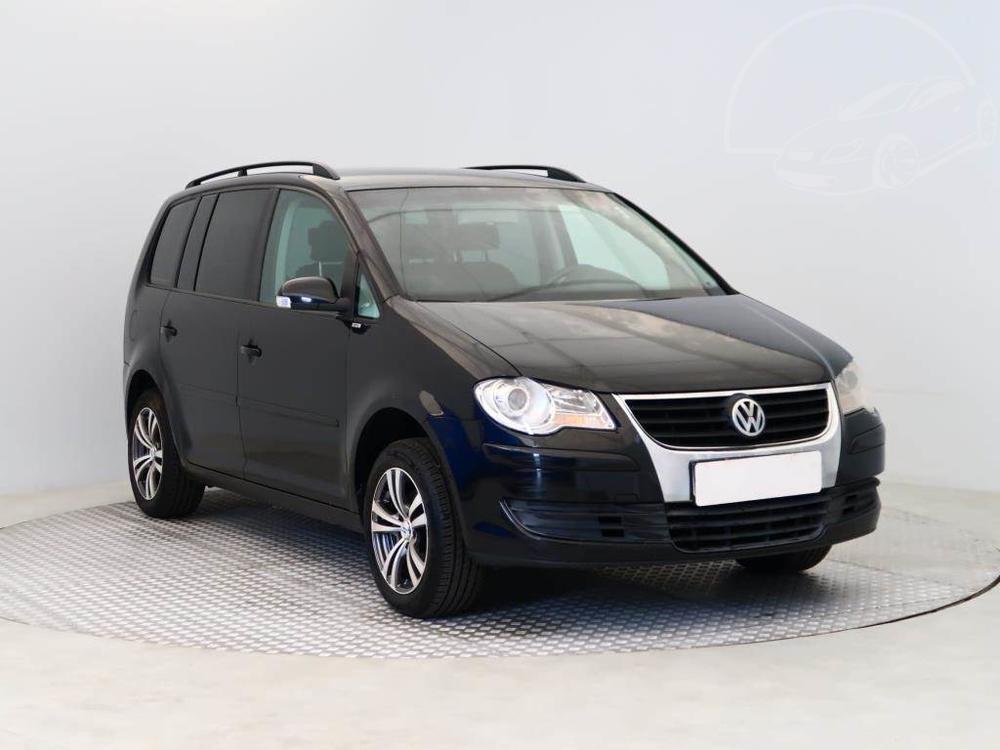 Prodm Volkswagen Touran 1.6, Trendline, Serv.kniha