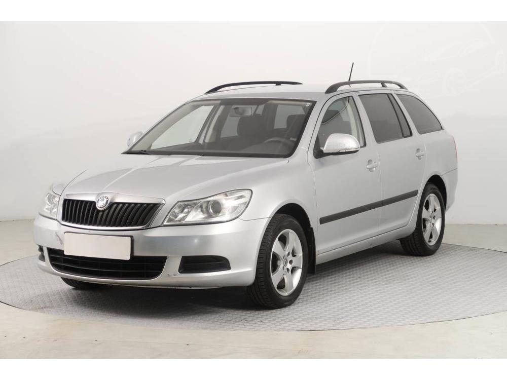 koda Octavia 1.6 TDI, NOV CENA, Klima