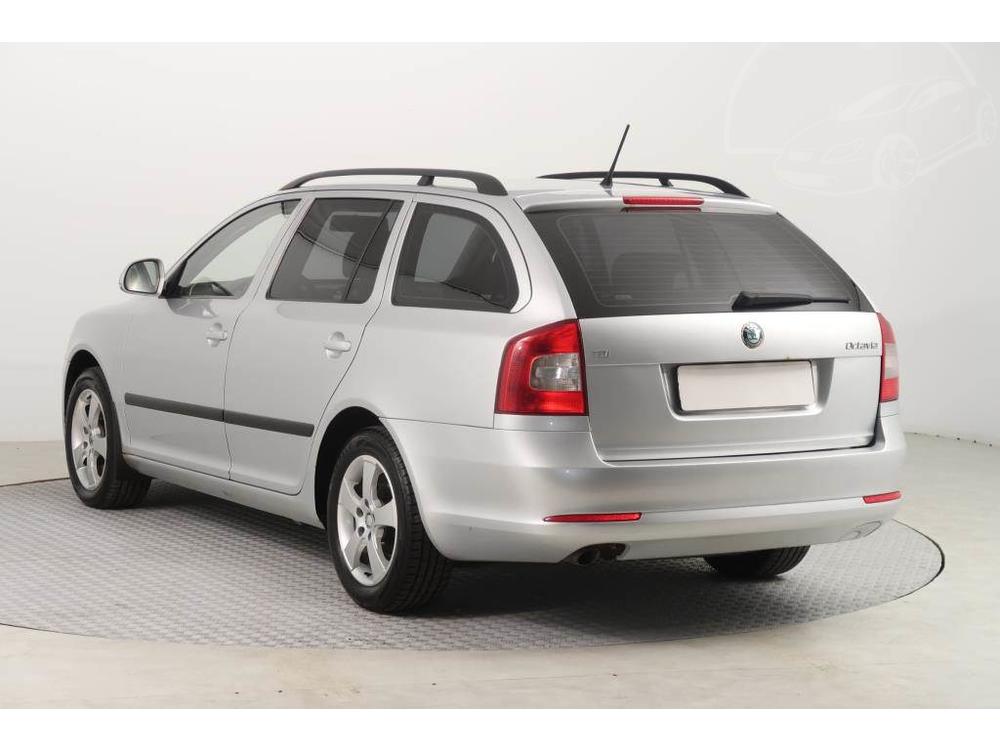 koda Octavia 1.6 TDI, NOV CENA, Klima