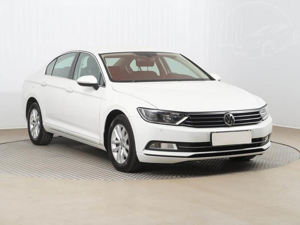 Prodm Volkswagen Passat 2.0 TDI, Automat, R,2.maj