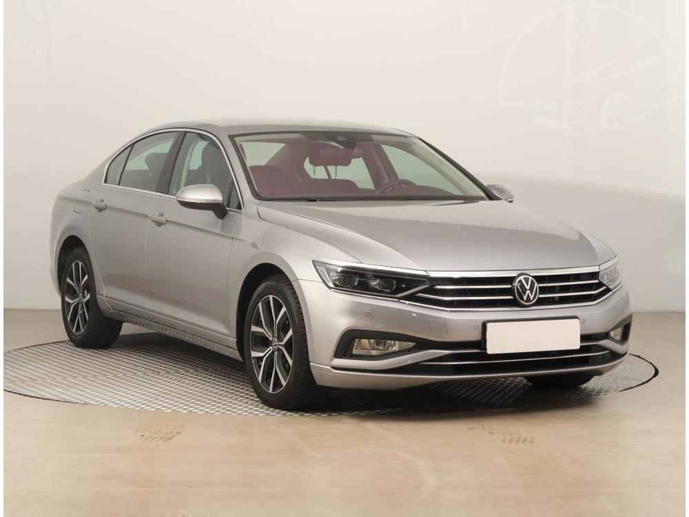 Volkswagen Passat 2.0 TDI, Navi