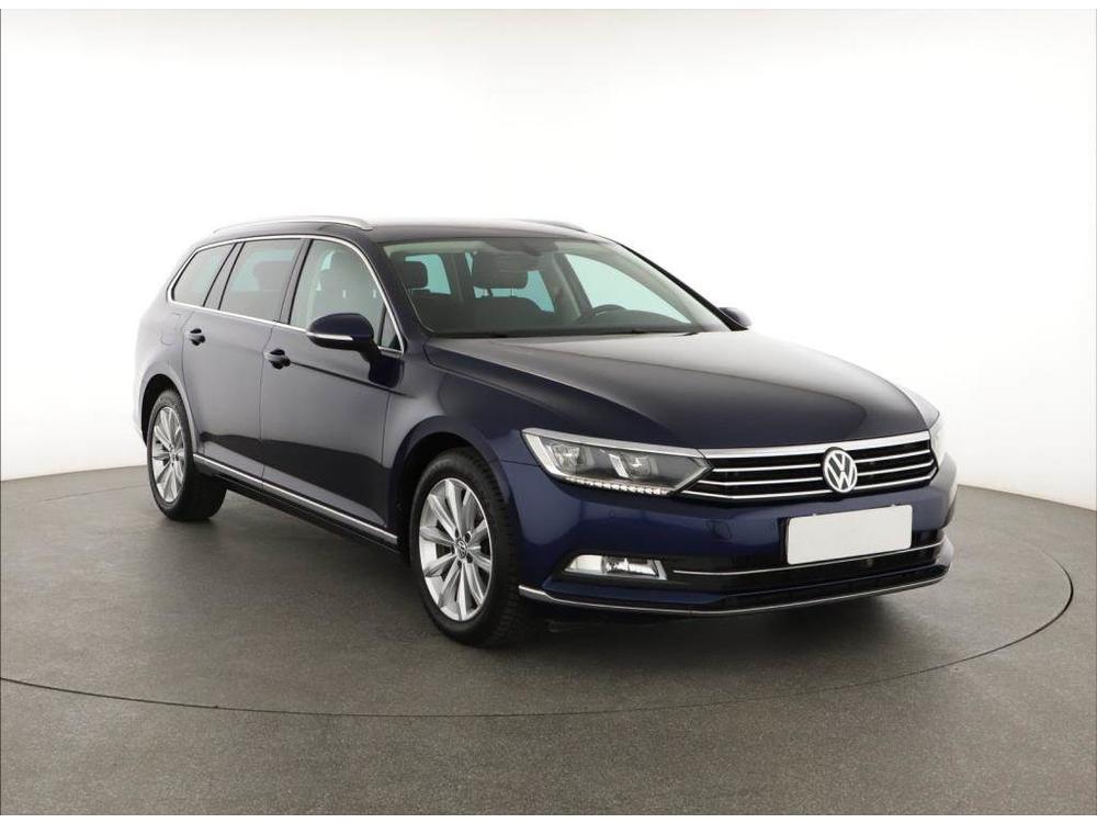 Prodm Volkswagen Passat 2.0 TDI, Highline, Automat, R