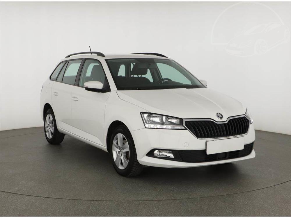 koda Fabia 1.0 TSI, Ambition, Serv.kniha